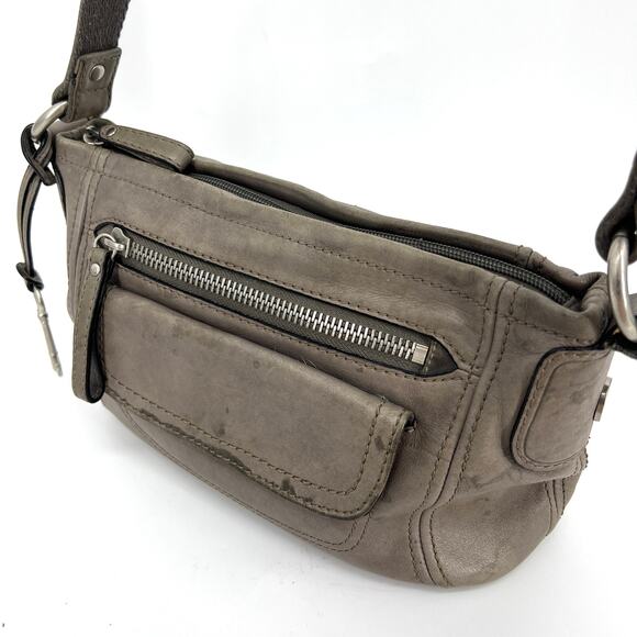 Fossil Greige Vintage Leather Shoulder Bag with Key Charm Weathered - Picture 10 of 10